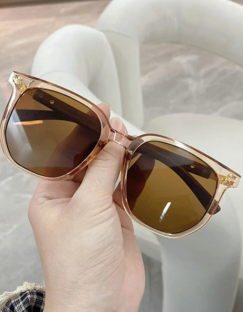 Load image into Gallery viewer, Vintage Square Frame Sunglasses for Women Men 2026 Trendy Retro Wood Grain Plastic Frame UV 400 Protection Eyepeice
